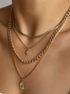 "Sol" Multi-Layer Sunburst Pendant Necklace